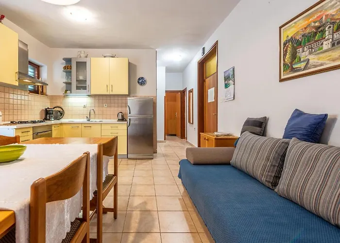 Lägenhet Stunning In With Wifi Zadar